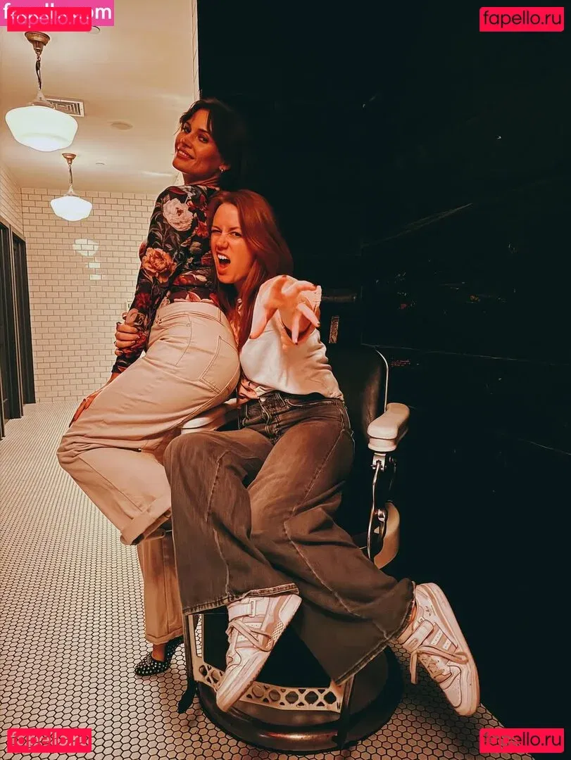 Marisha Ray Onlyfans Photo Gallery 