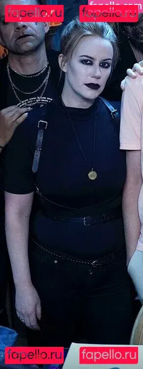 Marisha Ray Onlyfans Photo Gallery 