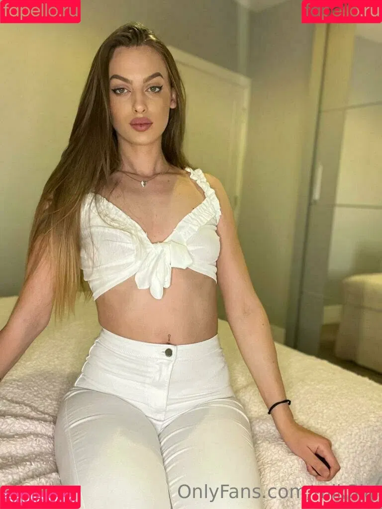 mik3la Onlyfans Photo Gallery 