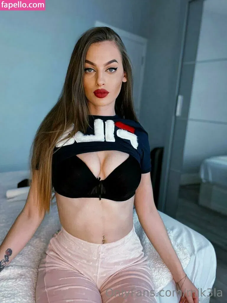 mik3la Onlyfans Photo Gallery 