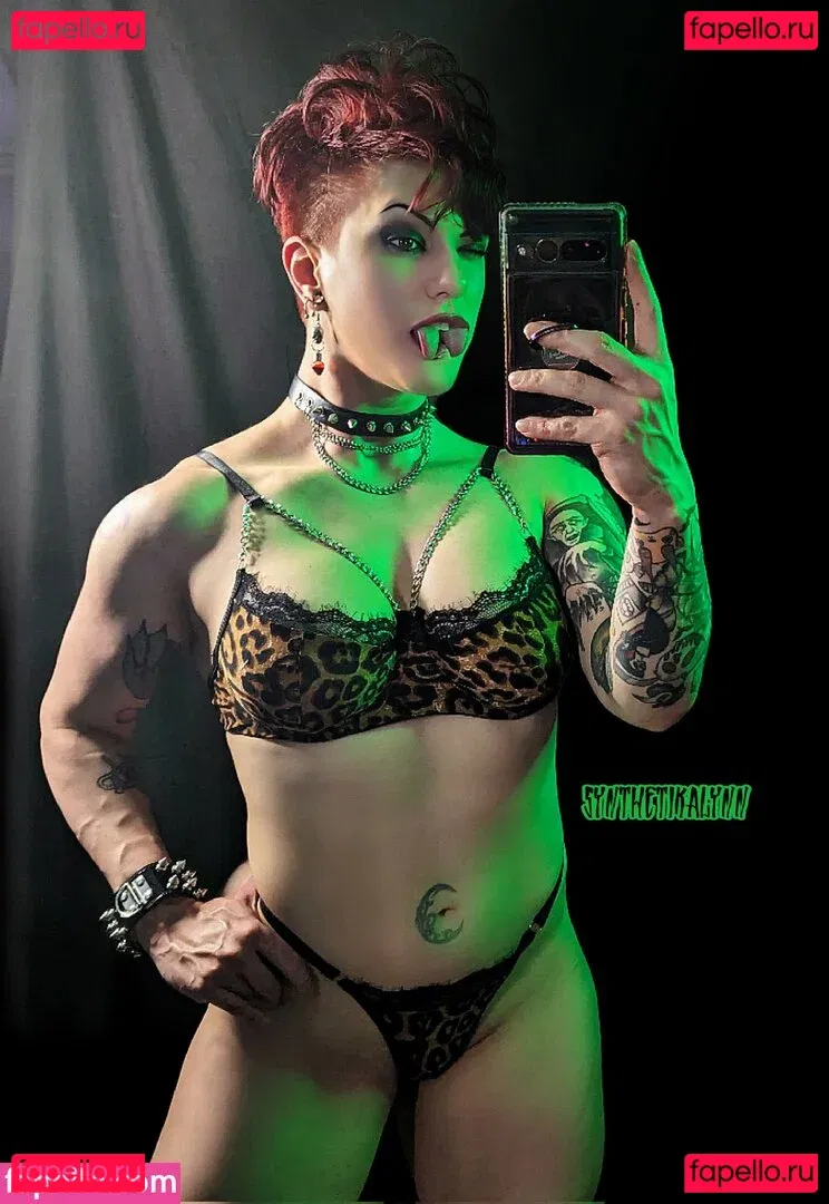 Synthetika Lynn Onlyfans Photo Gallery 