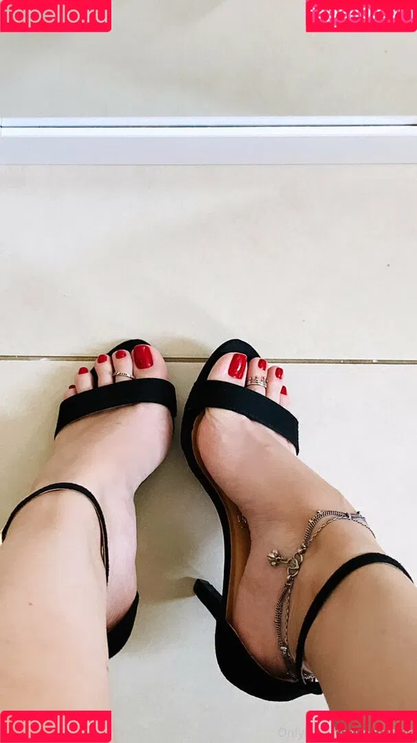 ninaftme Onlyfans Photo Gallery 