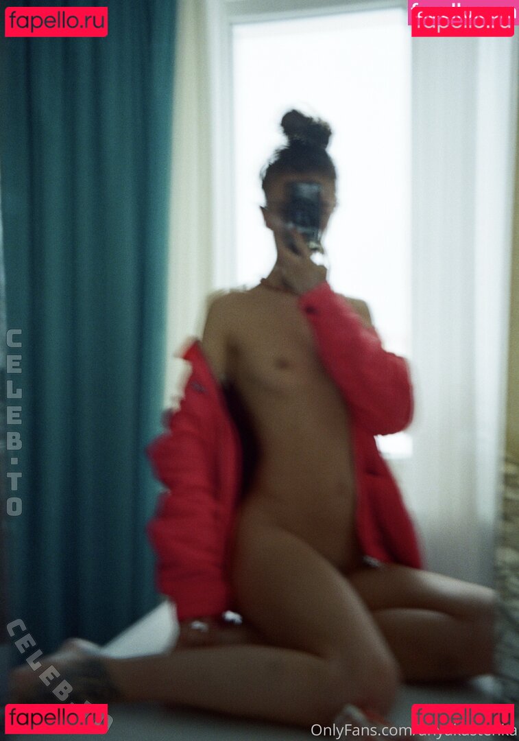 Anya Kastenko Nude Onlyfans Photo 10