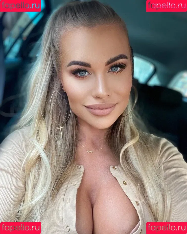 Noele Nathalia Onlyfans Photo Gallery 