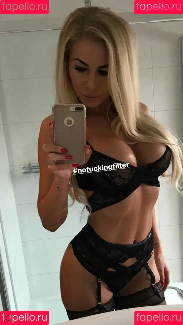 Noele Nathalia Onlyfans Photo Gallery 
