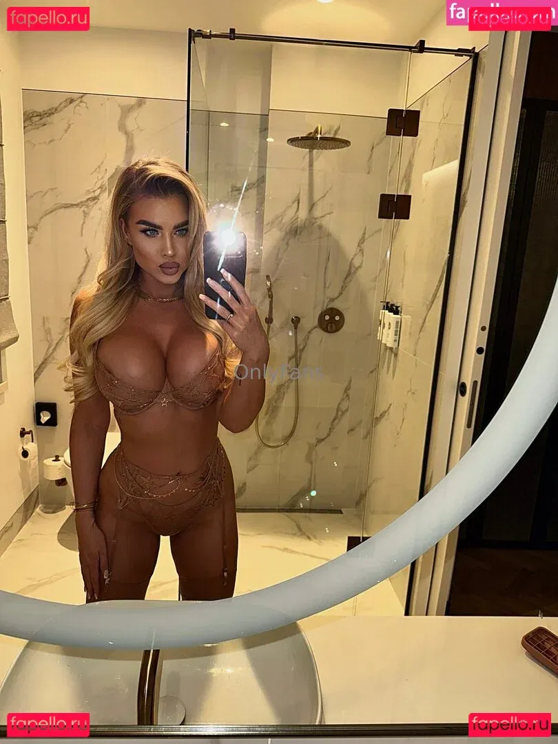 Noele Nathalia Onlyfans Photo Gallery 