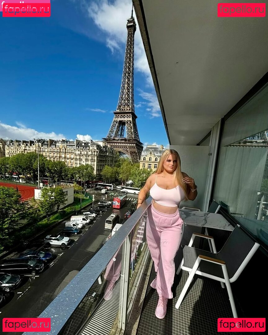 Holly Evans Nude Onlyfans Photo 13