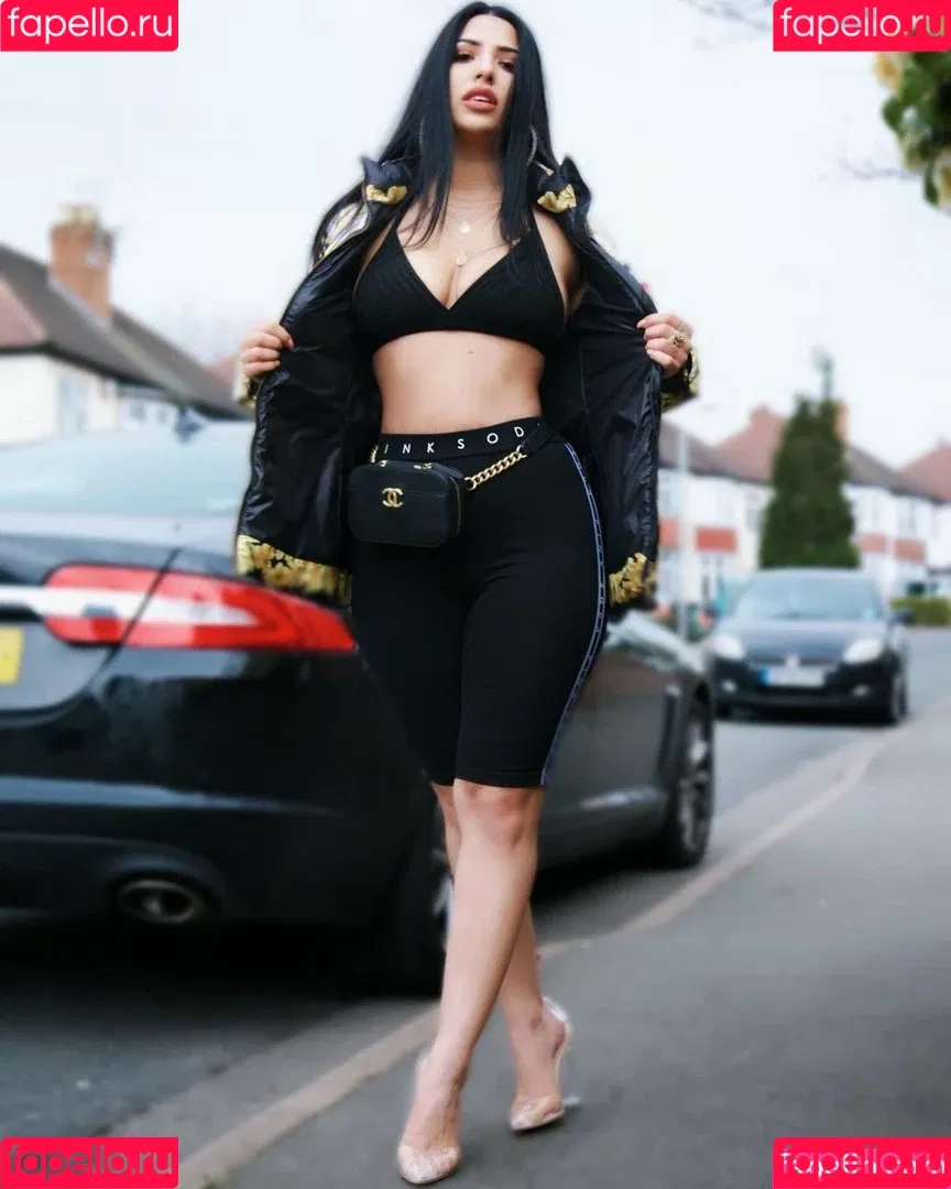 Mizz Ellaa ASMR Onlyfans Photo Gallery 