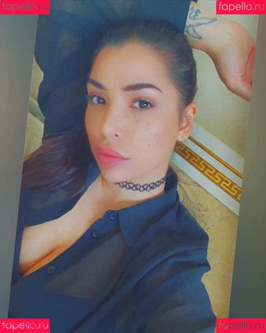 Mizz Ellaa ASMR Onlyfans Photo Gallery 