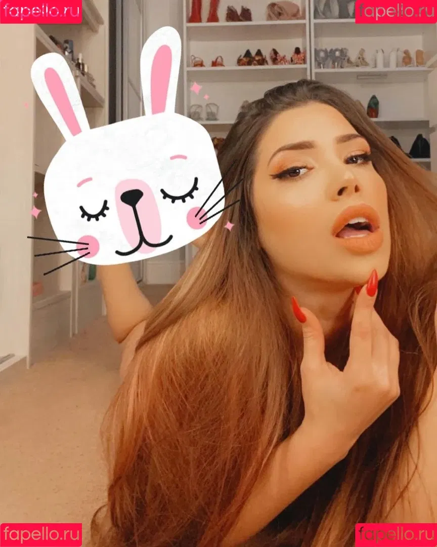 Mizz Ellaa ASMR Onlyfans Photo Gallery 