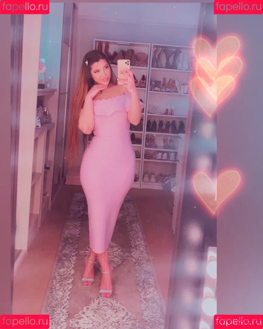 Mizz Ellaa ASMR Onlyfans Photo Gallery 