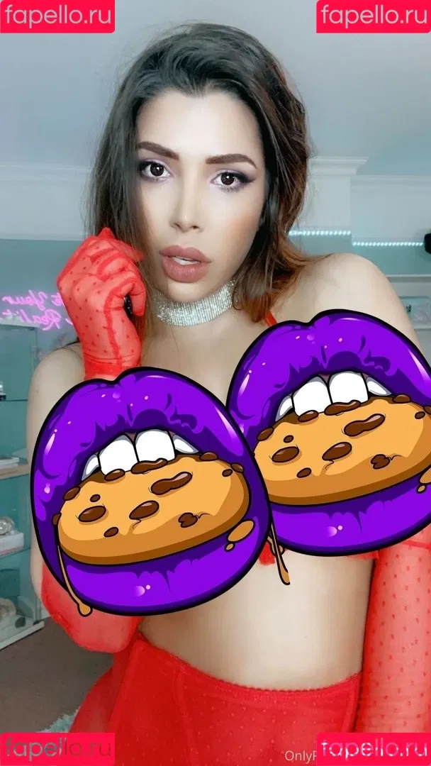 Mizz Ellaa ASMR Onlyfans Photo Gallery 