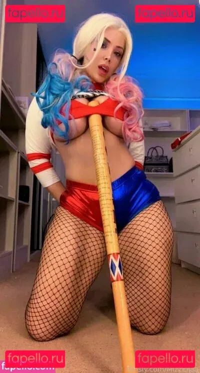 Mizz Ellaa ASMR Onlyfans Photo Gallery 