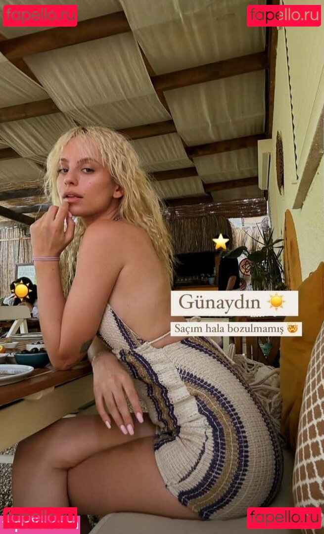 Cemre Solmaz Nude Onlyfans Photo 8