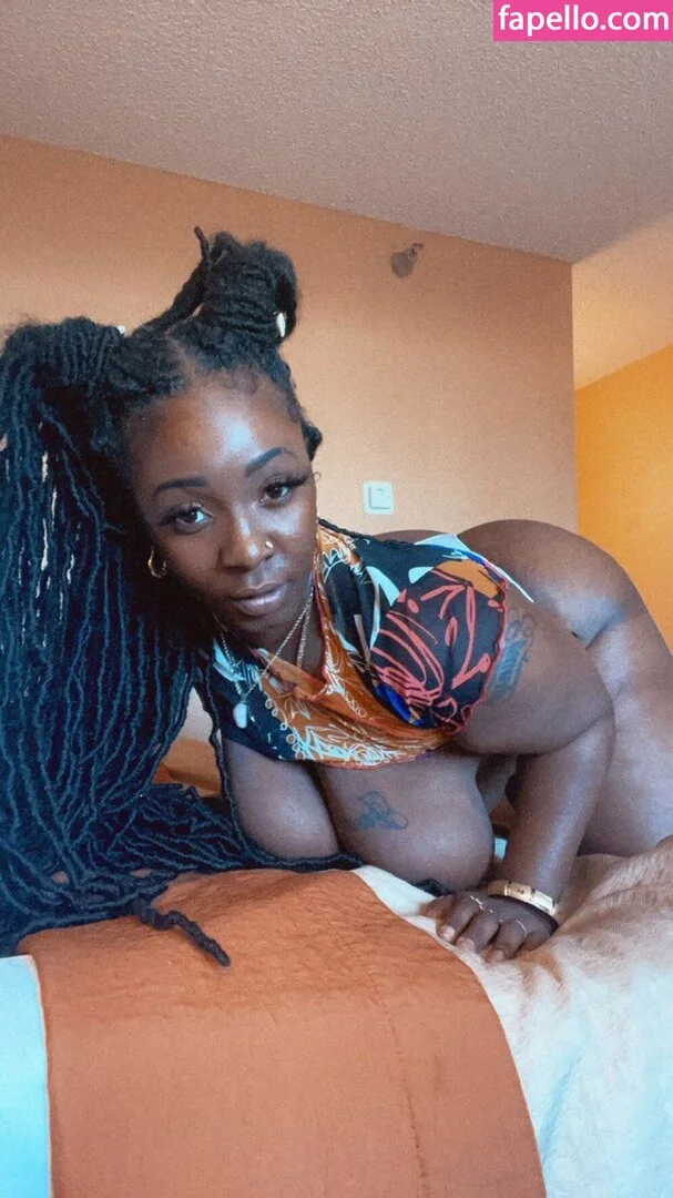 Juicy Thycc Onlyfans Photo Gallery 