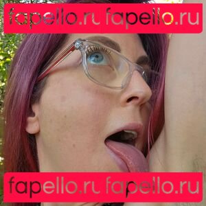 Nerdy Faery Nude Onlyfans Photo 39