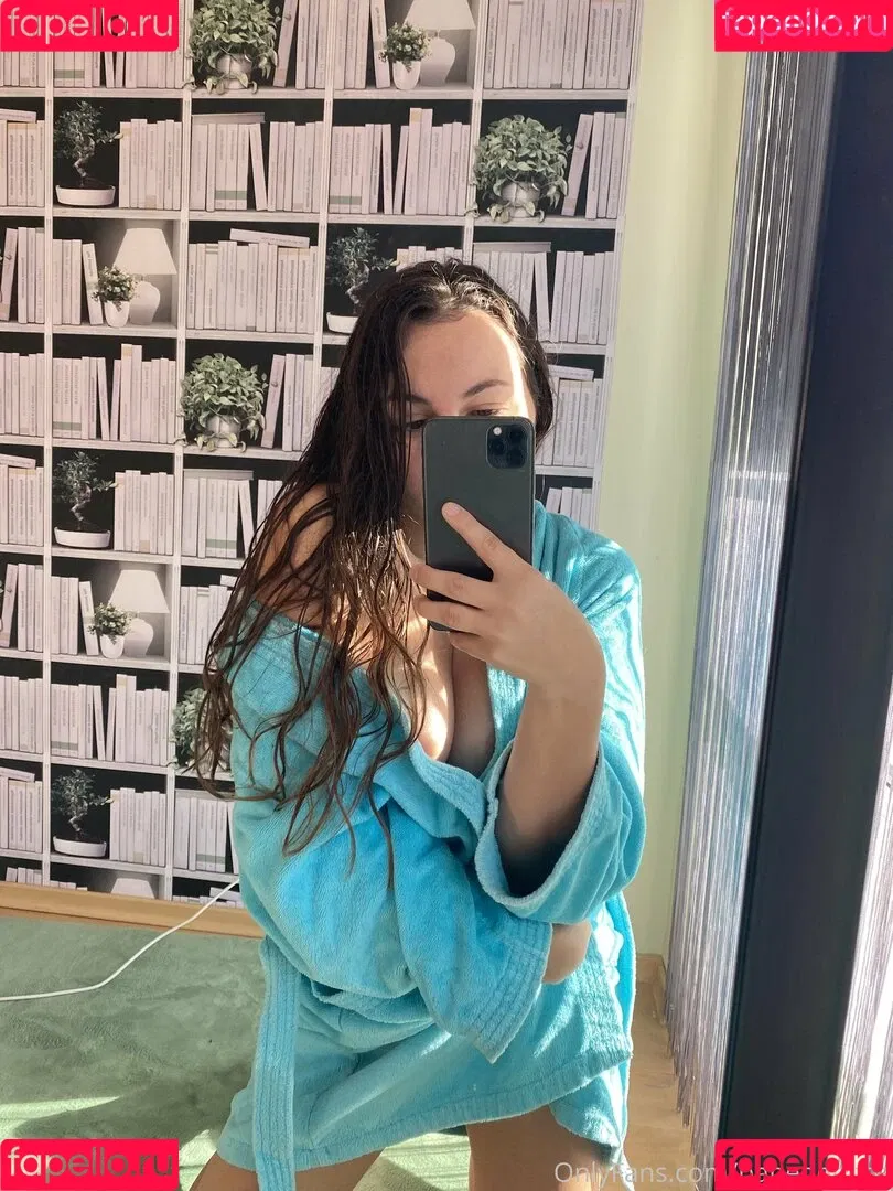 babedenitsa Onlyfans Photo Gallery 