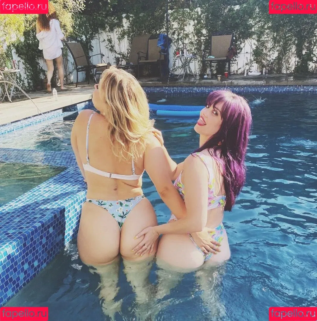 Whitney Moore Onlyfans Photo Gallery 