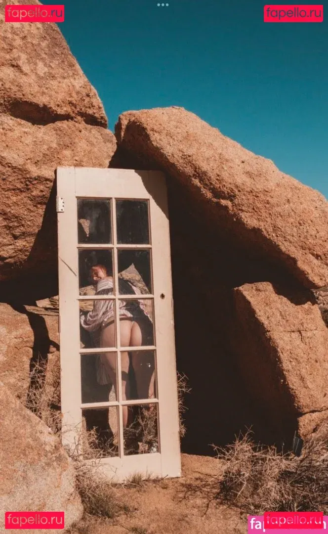 Whitney Moore Onlyfans Photo Gallery 