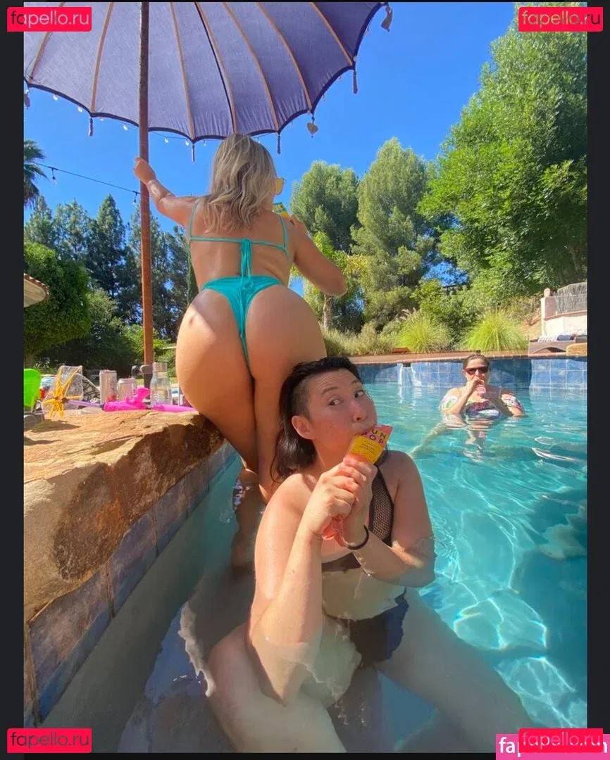 Whitney Moore Onlyfans Photo Gallery 