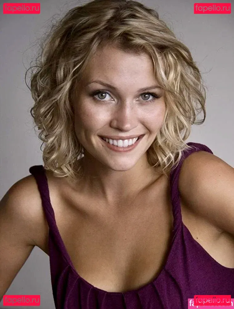 Whitney Moore Onlyfans Photo Gallery 