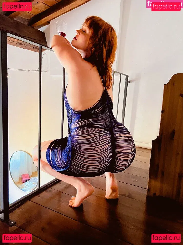 Whitney Moore Onlyfans Photo Gallery 