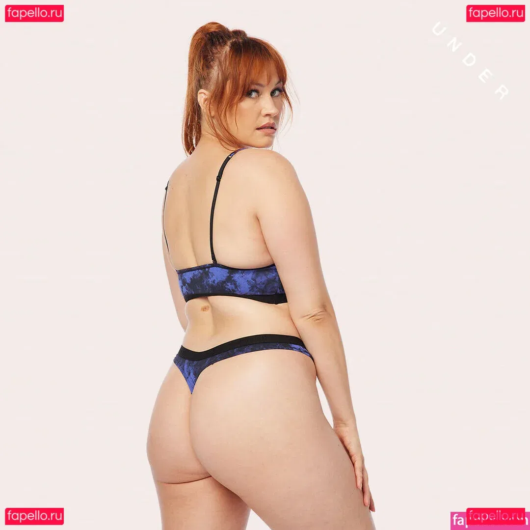 Whitney Moore Onlyfans Photo Gallery 