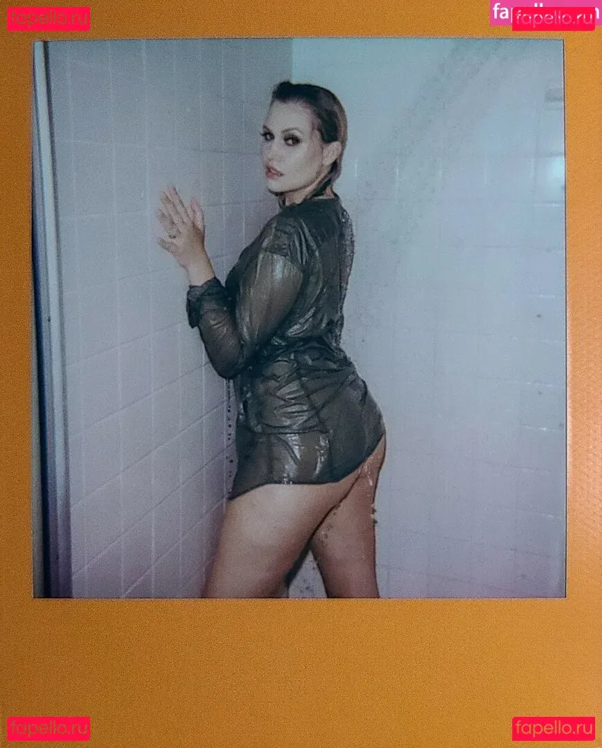 Whitney Moore Onlyfans Photo Gallery 