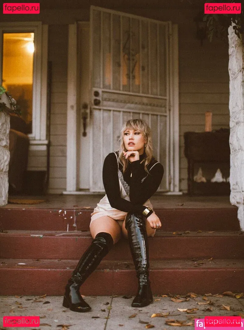 Whitney Moore Onlyfans Photo Gallery 