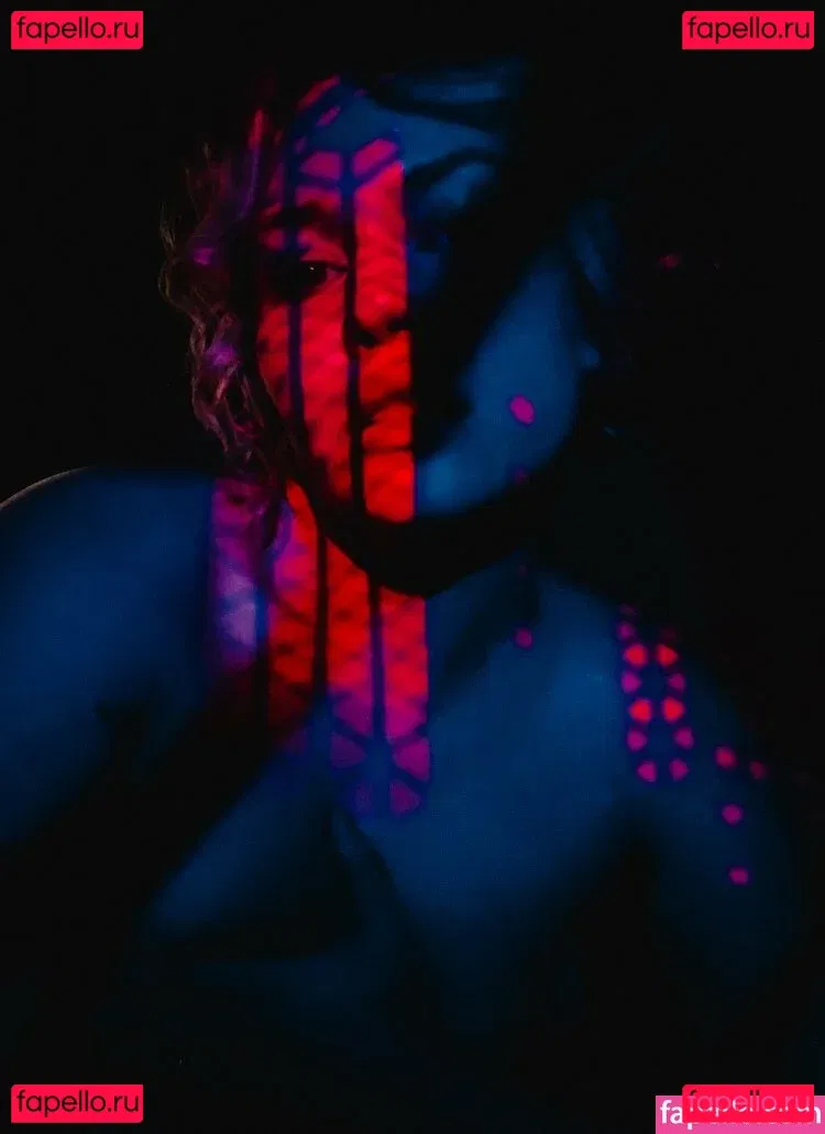 Whitney Moore Onlyfans Photo Gallery 