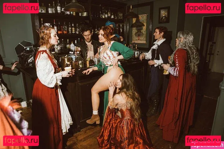 Whitney Moore Onlyfans Photo Gallery 