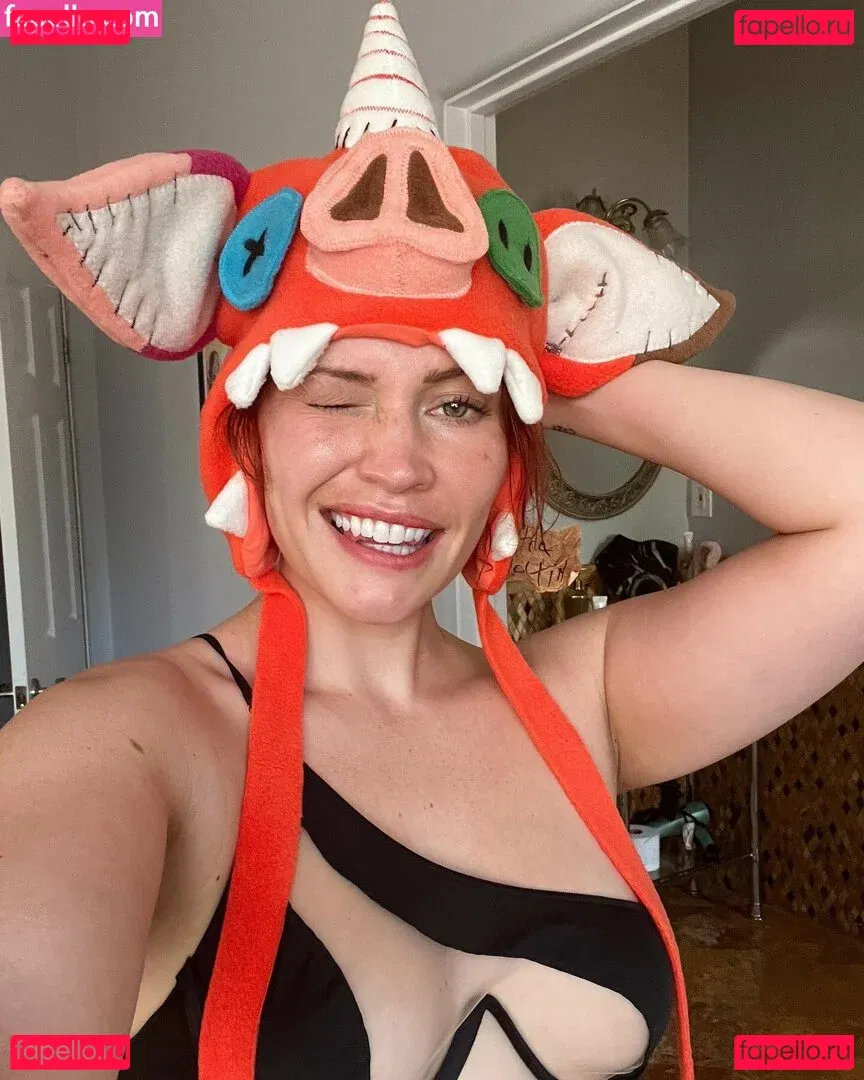 Whitney Moore Onlyfans Photo Gallery 