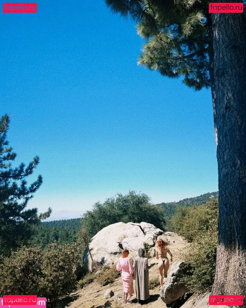 Whitney Moore Onlyfans Photo Gallery 