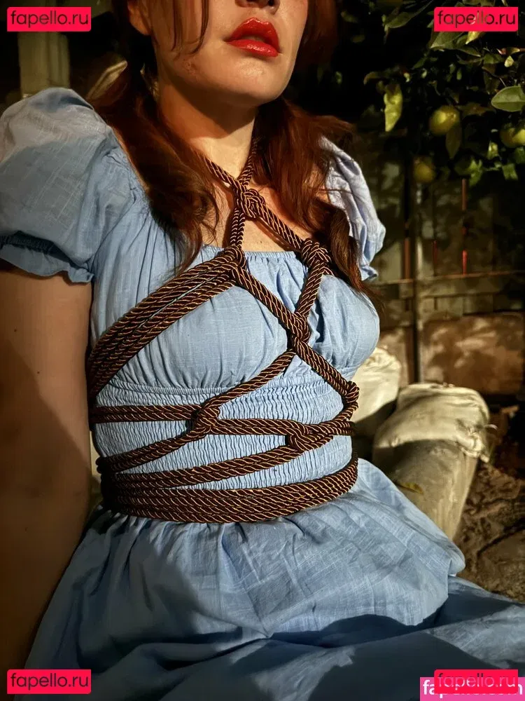 Whitney Moore Onlyfans Photo Gallery 