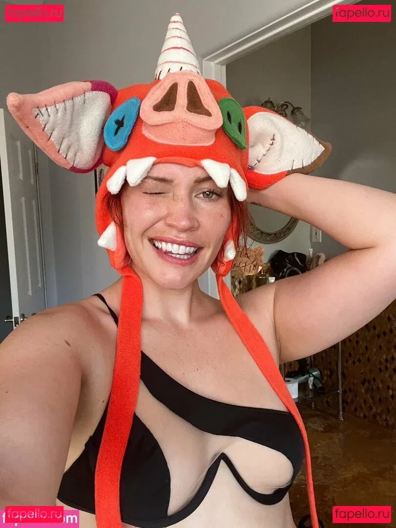 Whitney Moore Onlyfans Photo Gallery 