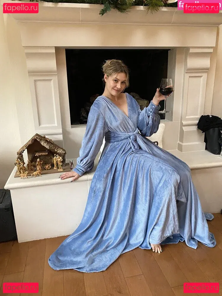 Whitney Moore Onlyfans Photo Gallery 