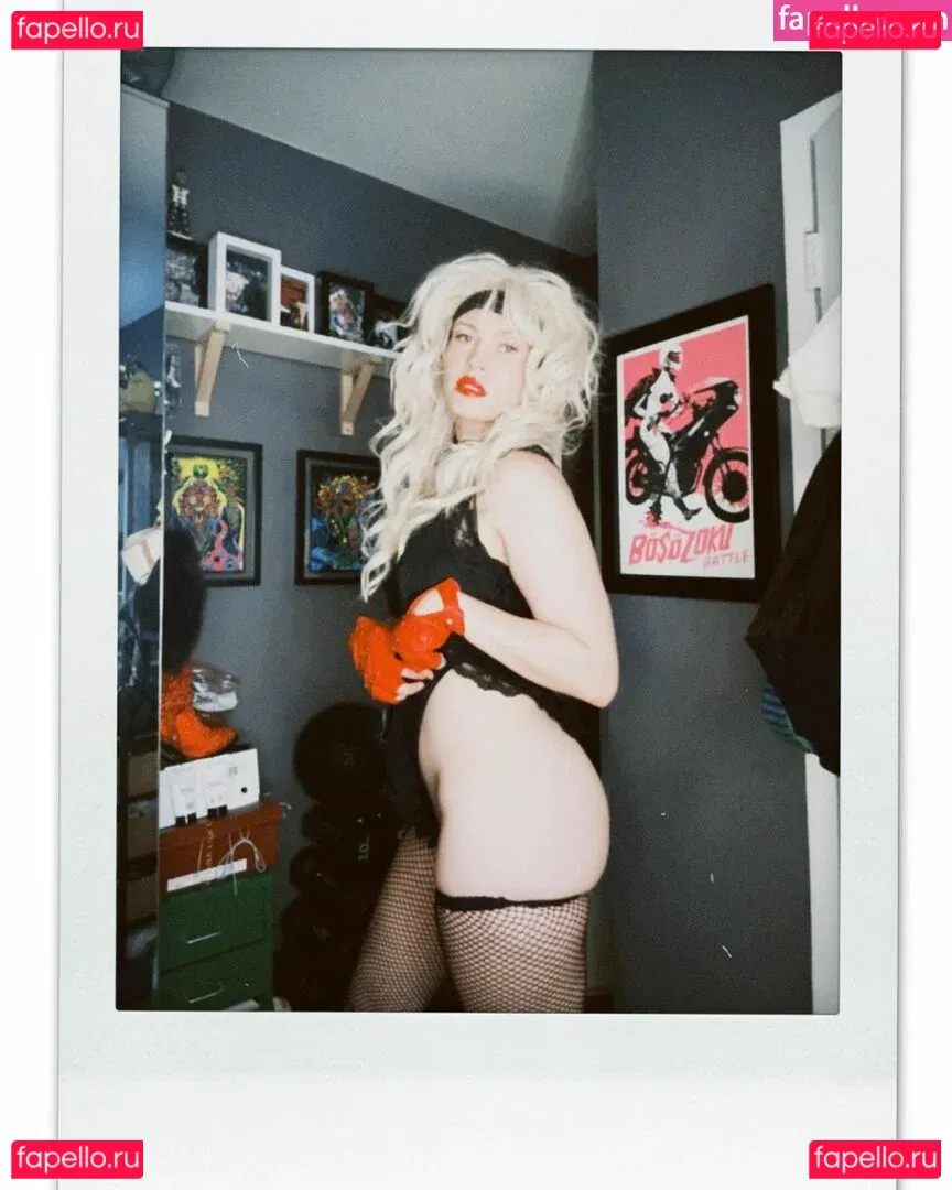 Whitney Moore Onlyfans Photo Gallery 