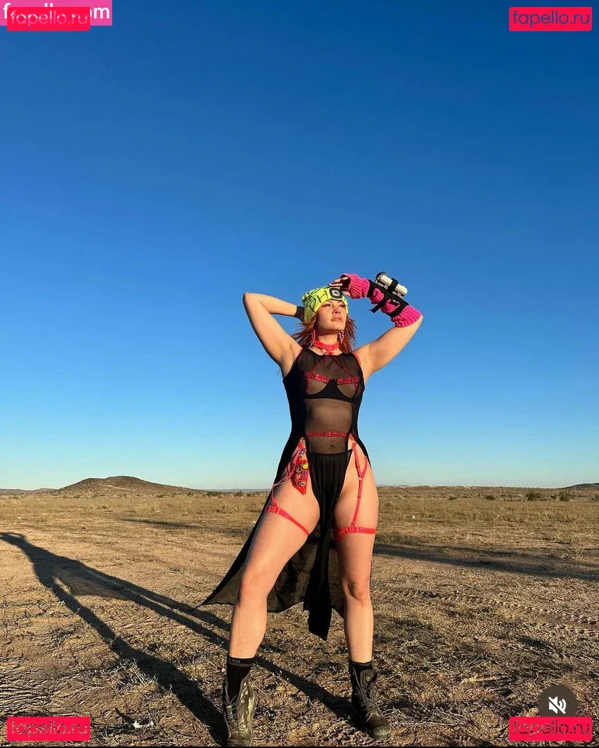 Whitney Moore Onlyfans Photo Gallery 