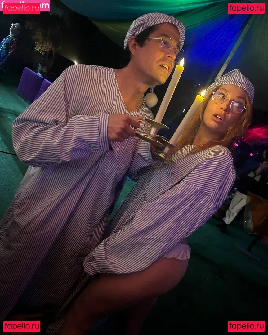 Whitney Moore Onlyfans Photo Gallery 