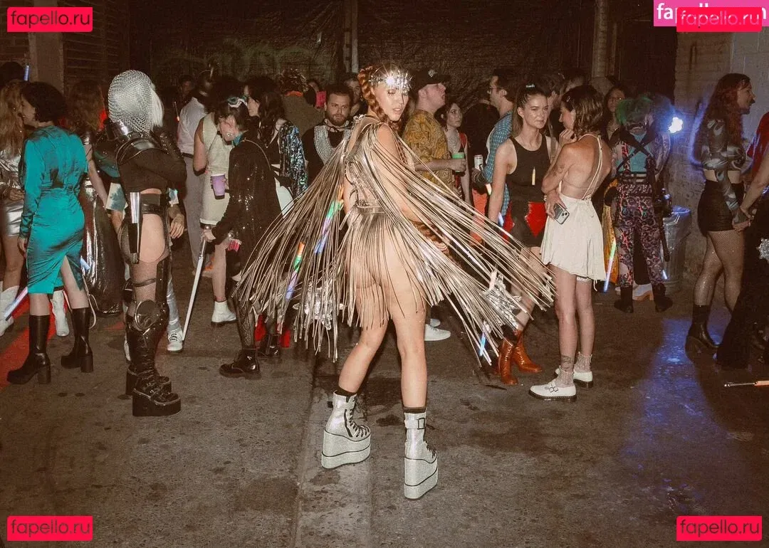 Whitney Moore Onlyfans Photo Gallery 