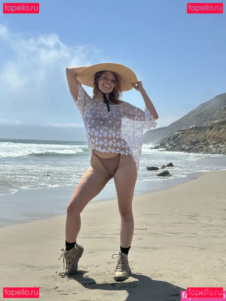 Whitney Moore Onlyfans Photo Gallery 