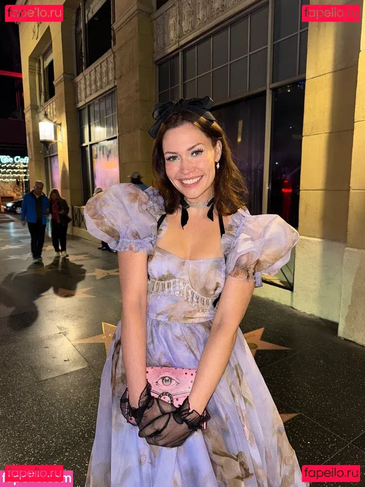 Whitney Moore Onlyfans Photo Gallery 