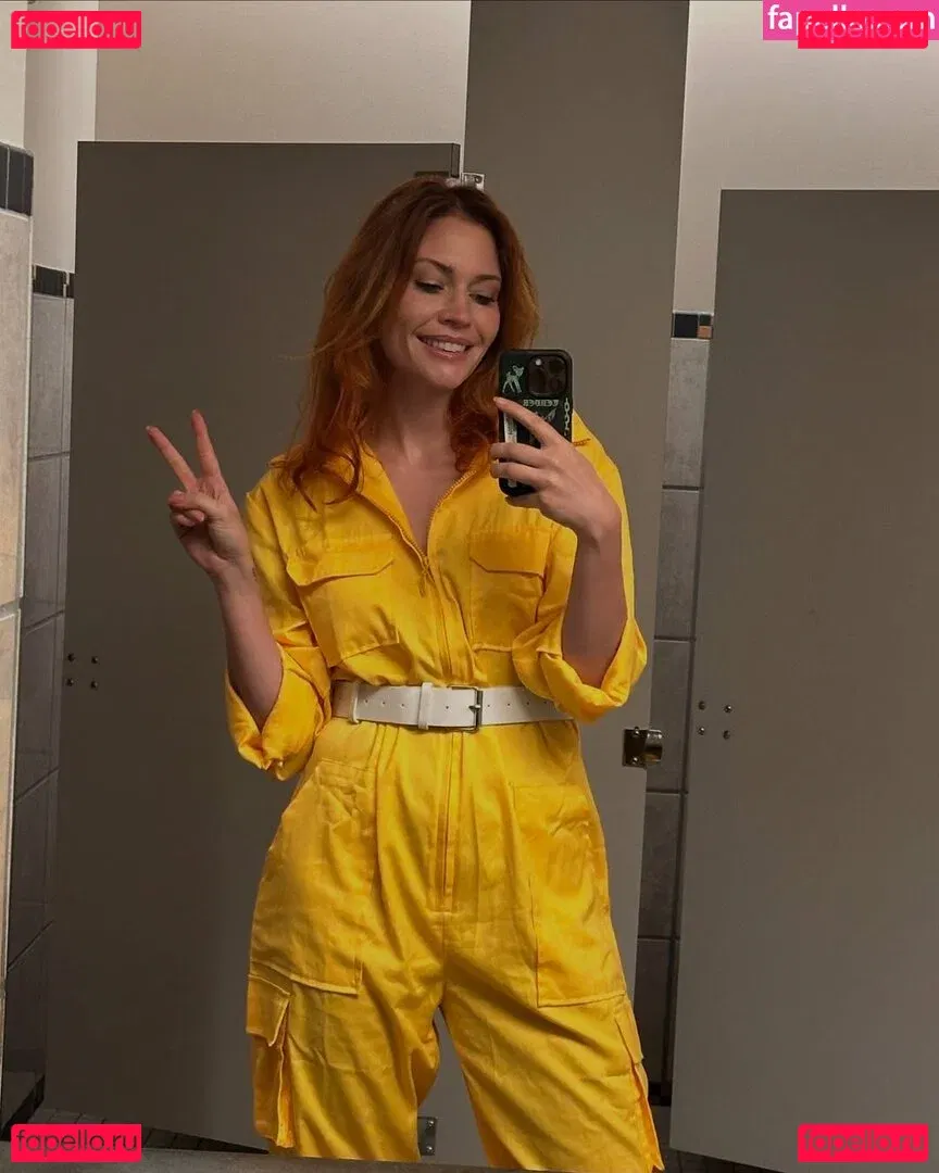 Whitney Moore Onlyfans Photo Gallery 