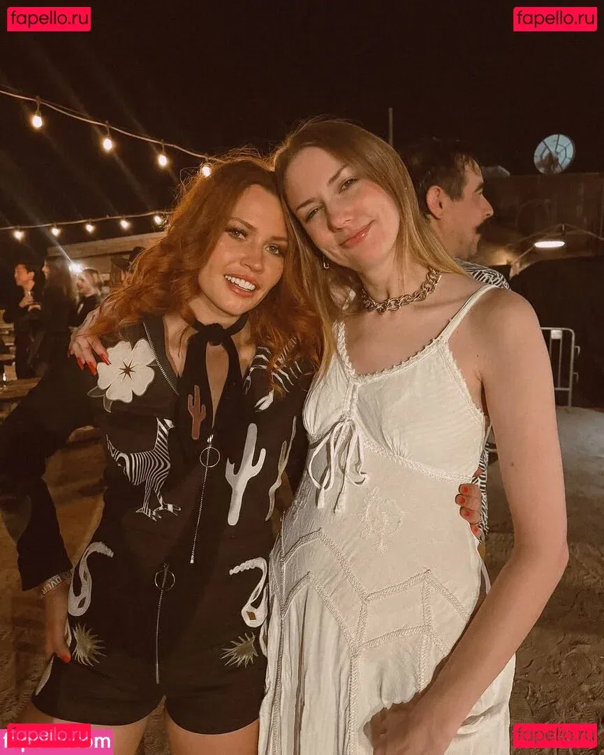 Whitney Moore Onlyfans Photo Gallery 