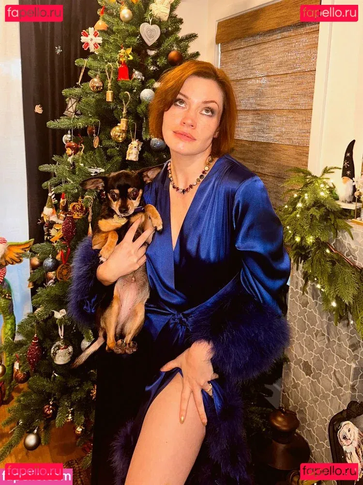 Whitney Moore Onlyfans Photo Gallery 