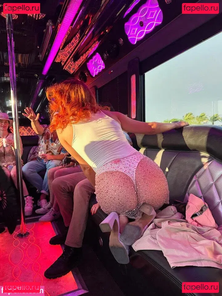 Whitney Moore Onlyfans Photo Gallery 