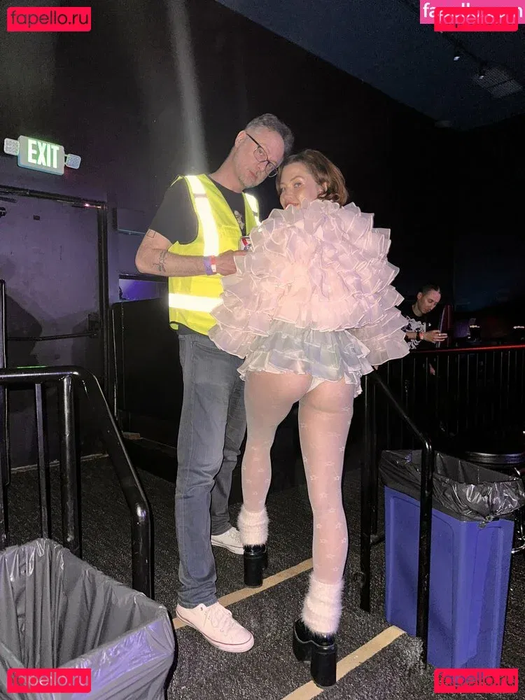 Whitney Moore Onlyfans Photo Gallery 