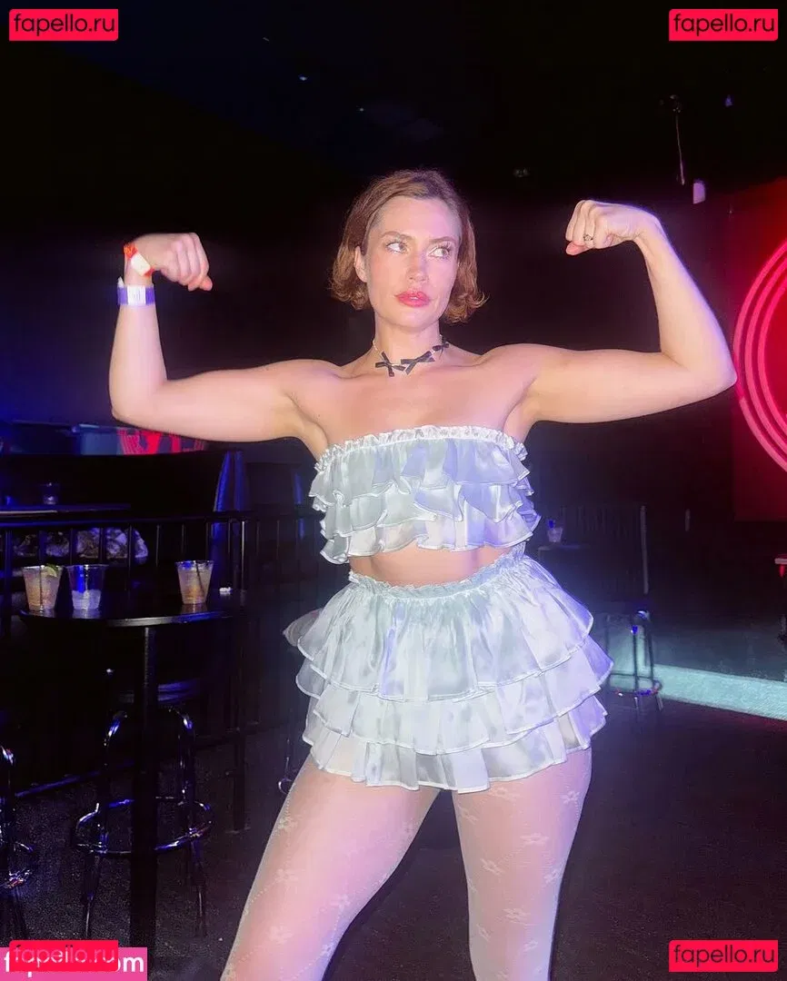 Whitney Moore Onlyfans Photo Gallery 