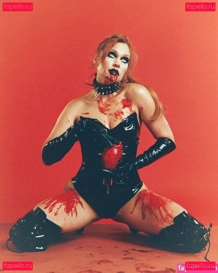 Whitney Moore Onlyfans Photo Gallery 