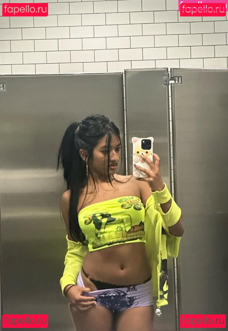 bambicam Nude Onlyfans Photo 4